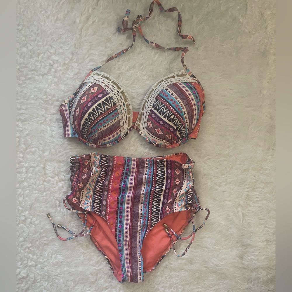 Aztec pattern Bikini set.
